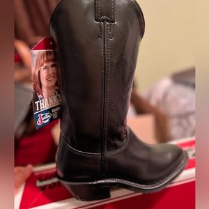 Justin boots PRICE DROP!! MUST GO